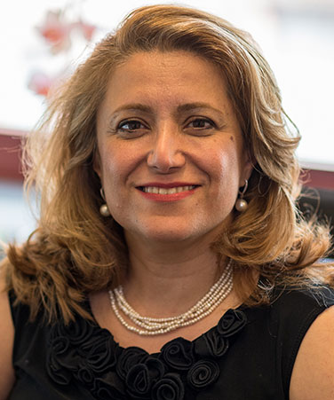 Maryam Esfarayeni