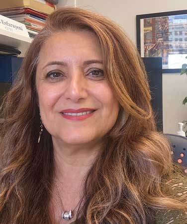 Maryam Sara Esfarayeni